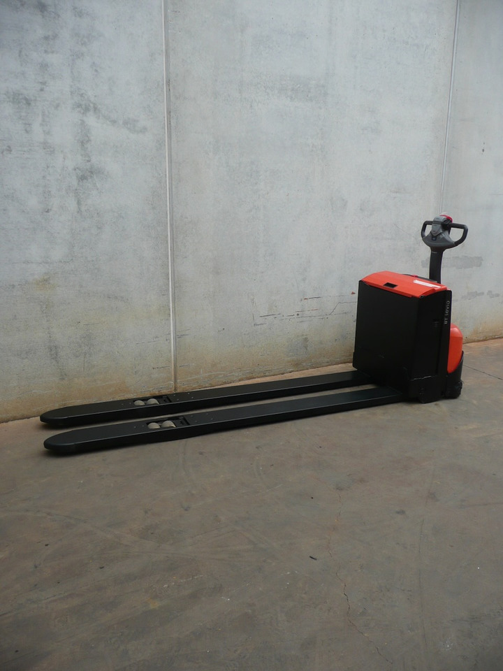 BT LWE 180 2350x570 - Pirun paletash: foto 2 BT LWE 180 2350x570 - Pirun paletash: foto 2