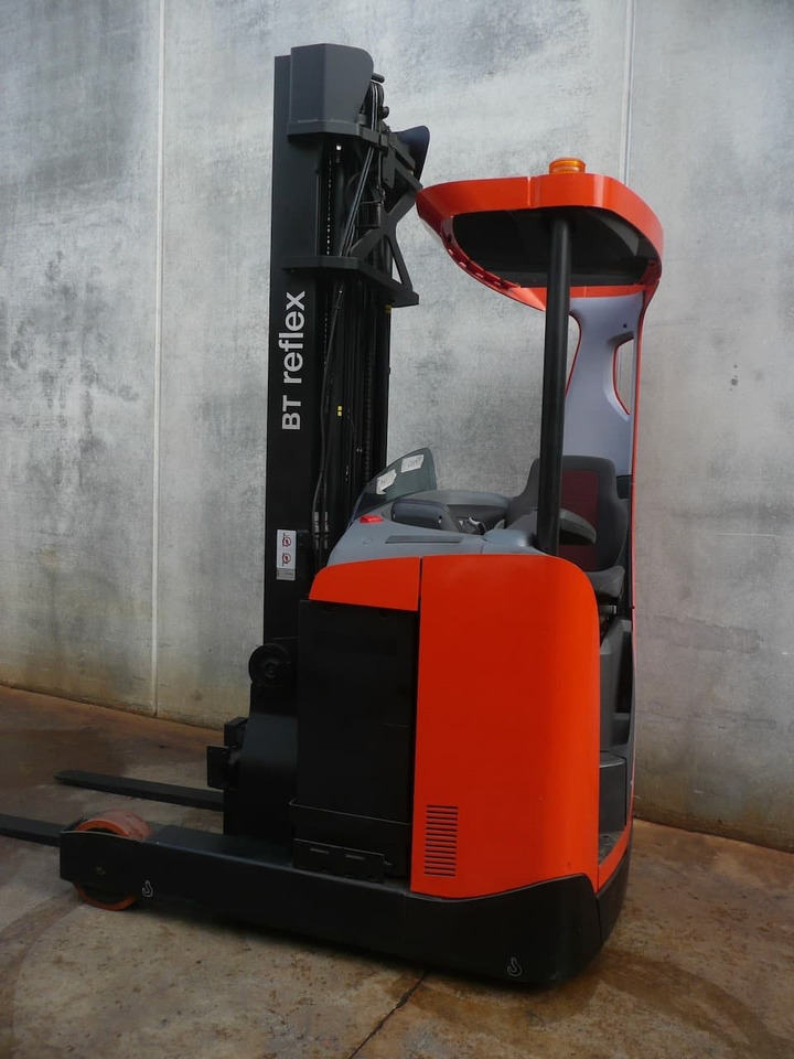 BT RRE 160 - Pirun ritërheqës: foto 4 BT RRE 160 - Pirun ritërheqës: foto 4