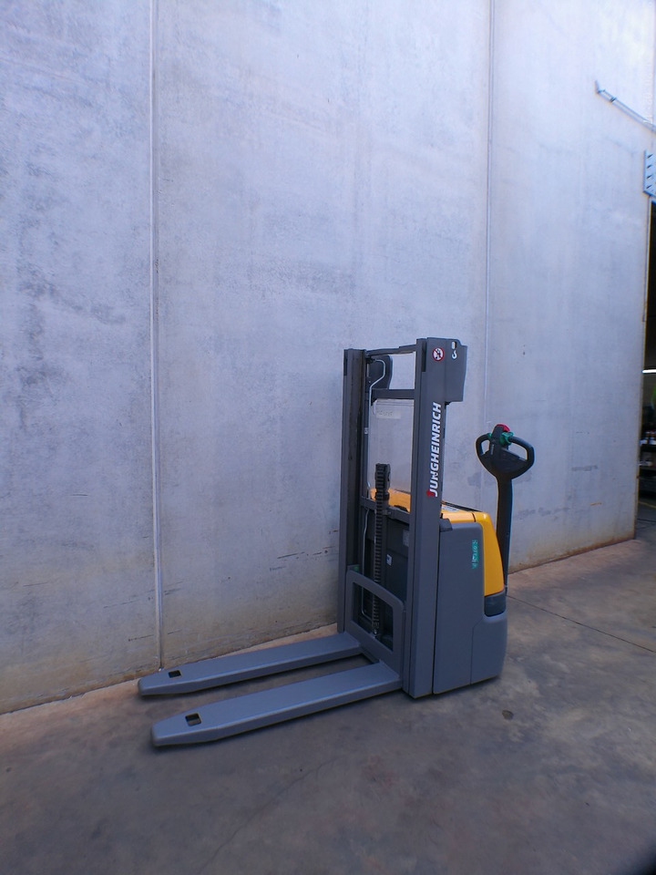 Jungheinrich EJC 110 250 ZZ - Stivosës: foto 2 Jungheinrich EJC 110 250 ZZ - Stivosës: foto 2