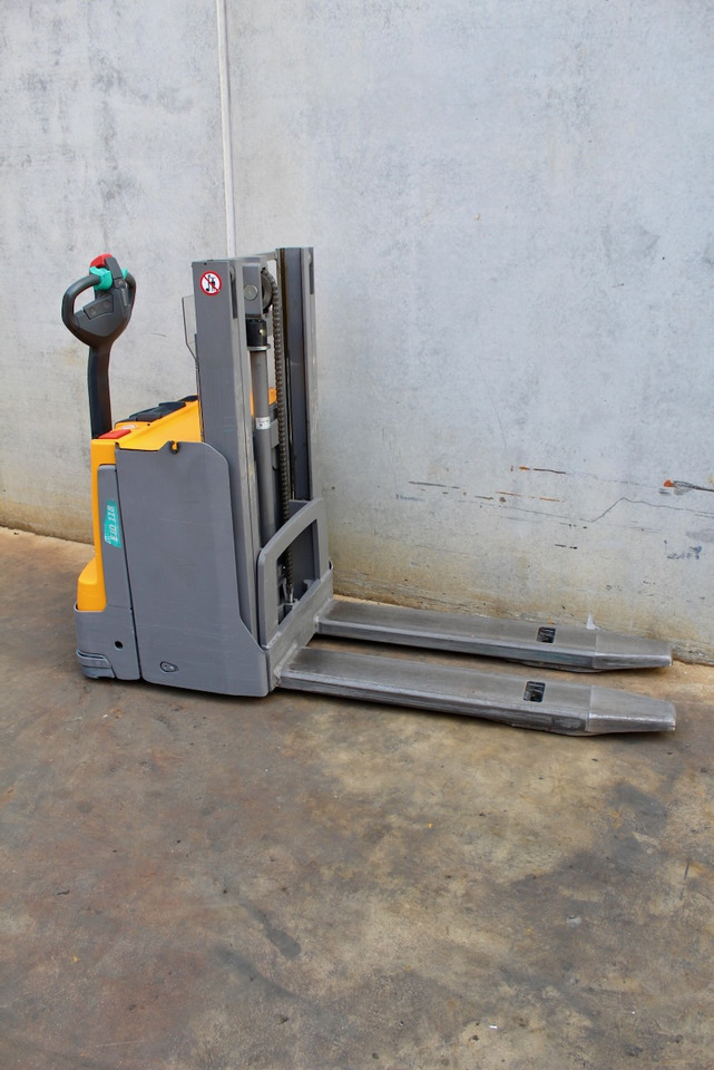 Jungheinrich EJD 118 166 ZT - Stivosës: foto 4 Jungheinrich EJD 118 166 ZT - Stivosës: foto 4