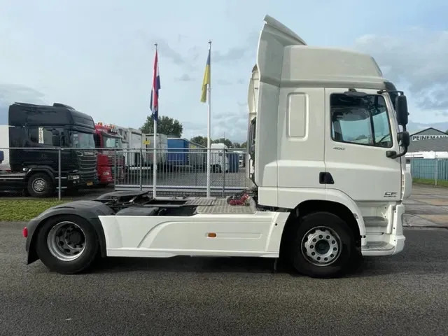 DAF CF 400 FT CF 400 Spacecab tractor head - Gjysmë-kamion: foto 4 DAF CF 400 FT CF 400 Spacecab tractor head - Gjysmë-kamion: foto 4