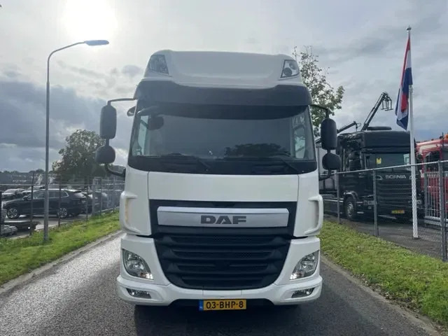 DAF CF 400 FT Spacecab Very good driving truck - Gjysmë-kamion: foto 2 DAF CF 400 FT Spacecab Very good driving truck - Gjysmë-kamion: foto 2