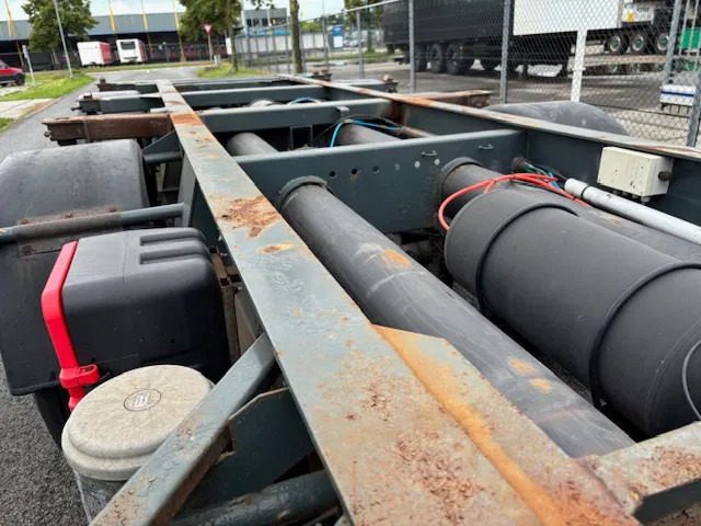 Transportjer kontejnerësh/ Gjysmë rimorkio me karroceri të çmontueshme Pacton Containerchassis 20/30ft 2 lift axles ADR: foto 11 Transportjer kontejnerësh/ Gjysmë rimorkio me karroceri të çmontueshme Pacton Containerchassis 20/30ft 2 lift axles ADR: foto 11