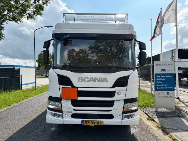 Scania P280 Closed box taillift 2000 kg Fuel CNG ADR 2 units in stock - Kamion vagonetë: foto 2 Scania P280 Closed box taillift 2000 kg Fuel CNG ADR 2 units in stock - Kamion vagonetë: foto 2
