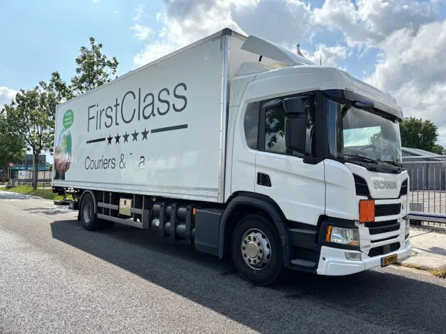 Scania P280 Closed box taillift 2000 kg Fuel CNG ADR 2 units in stock - Kamion vagonetë: foto 1 Scania P280 Closed box taillift 2000 kg Fuel CNG ADR 2 units in stock - Kamion vagonetë: foto 1
