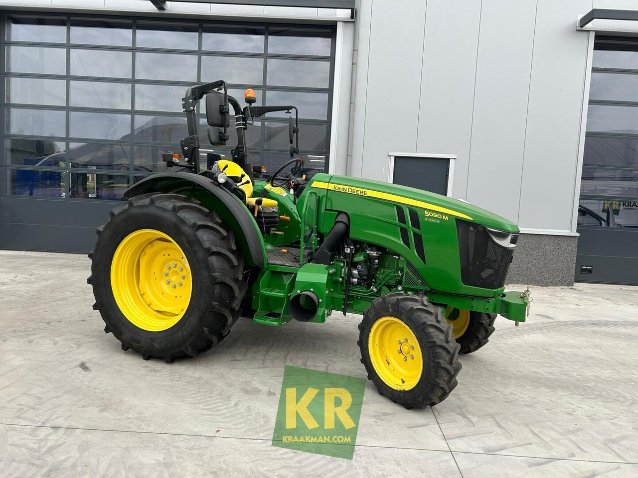 5090M John Deere - Traktor: foto 2 5090M John Deere - Traktor: foto 2