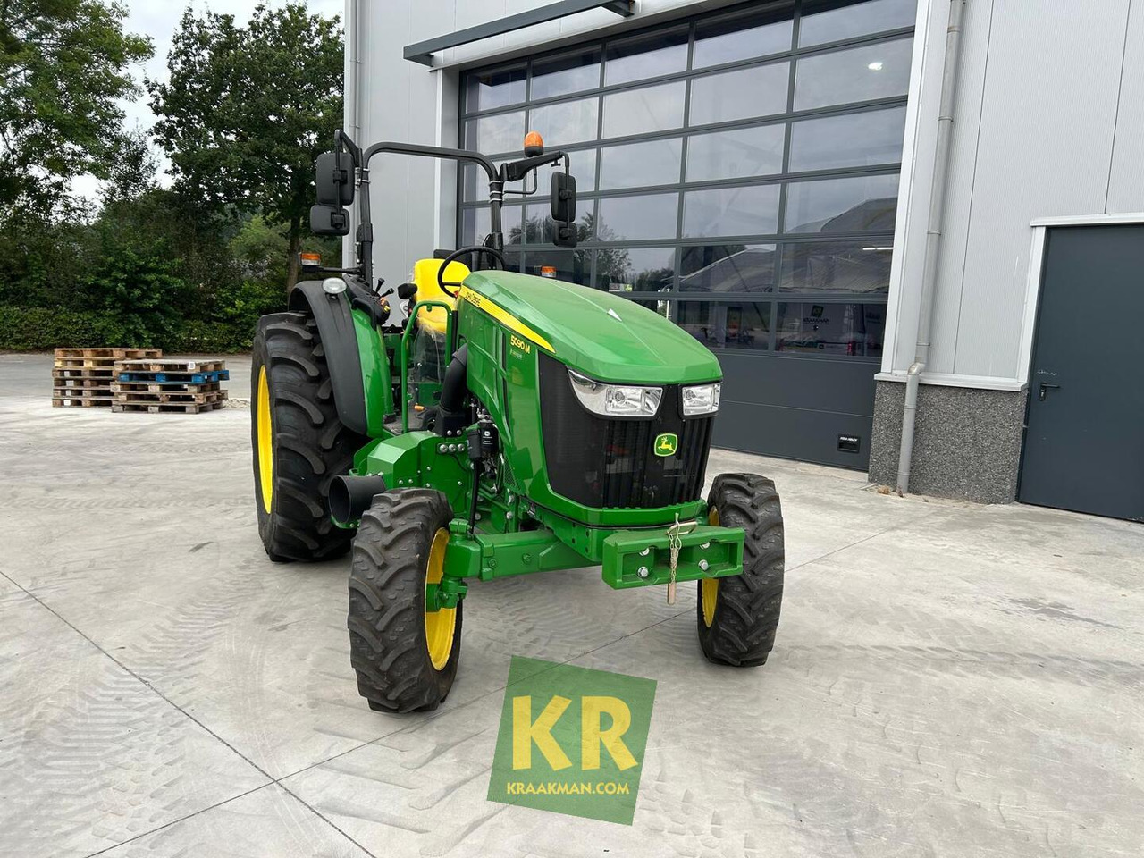 5090M John Deere - Traktor: foto 3 5090M John Deere - Traktor: foto 3