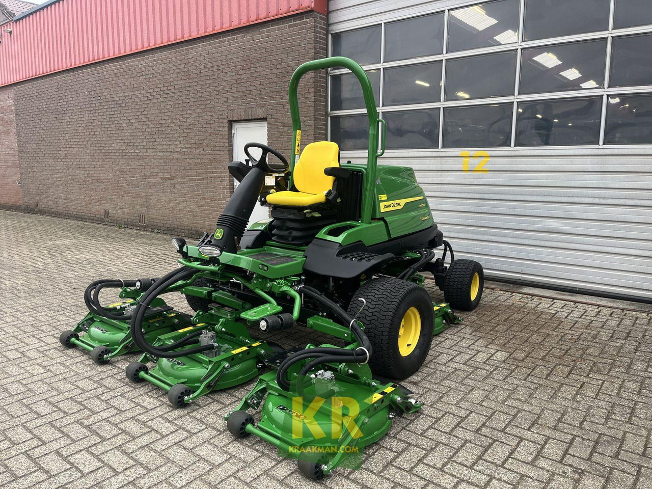 9009A John Deere  - Korrëse bari i kopshtit: foto 3 9009A John Deere  - Korrëse bari i kopshtit: foto 3