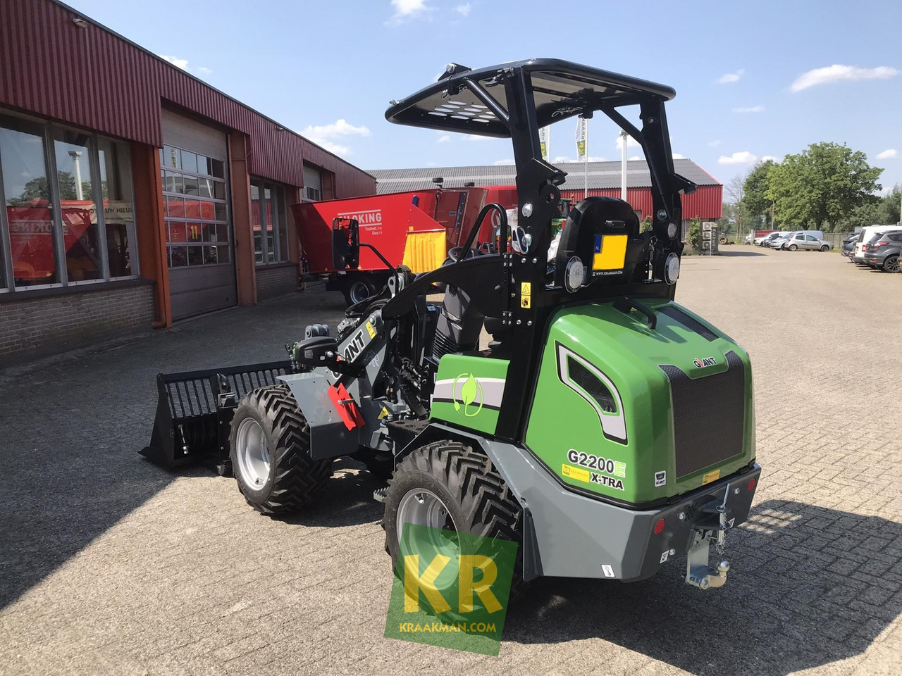 G2200E Giant - Ngarkues i artikuluar: foto 4 G2200E Giant - Ngarkues i artikuluar: foto 4