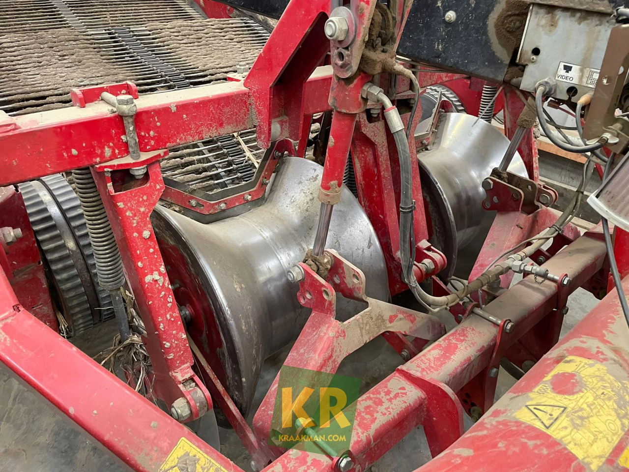 Grimme GT 170 RS - Makinë për nxjerrjen e patateve: foto 2 Grimme GT 170 RS - Makinë për nxjerrjen e patateve: foto 2