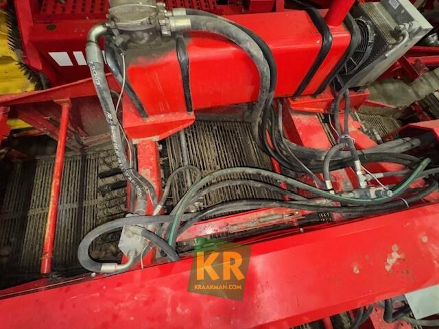 Grimme GV 3000 - Makinë për nxjerrjen e patateve: foto 3 Grimme GV 3000 - Makinë për nxjerrjen e patateve: foto 3