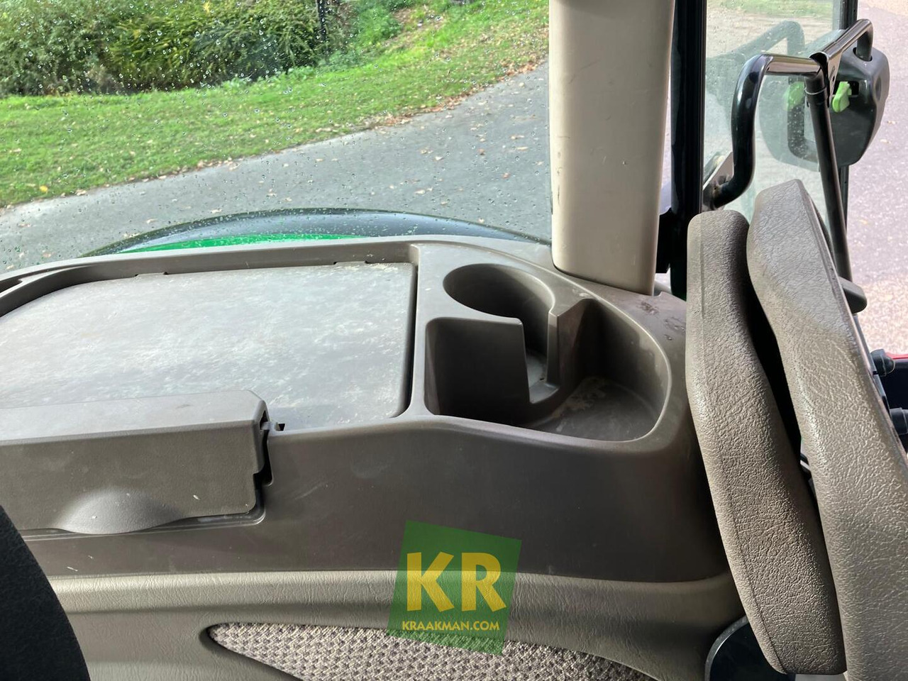 John Deere 5085M - Traktor: foto 5 John Deere 5085M - Traktor: foto 5