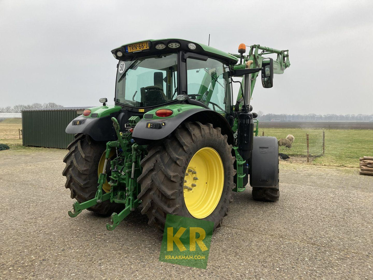 John Deere 6130R - Traktor: foto 4 John Deere 6130R - Traktor: foto 4