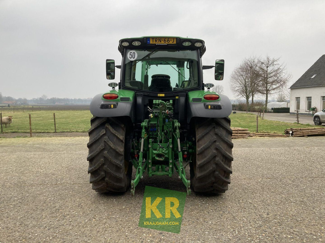 John Deere 6130R - Traktor: foto 5 John Deere 6130R - Traktor: foto 5