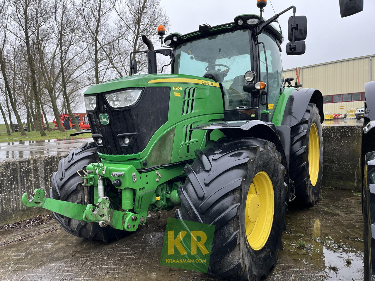 John Deere 6215R - Traktor: foto 1 John Deere 6215R - Traktor: foto 1
