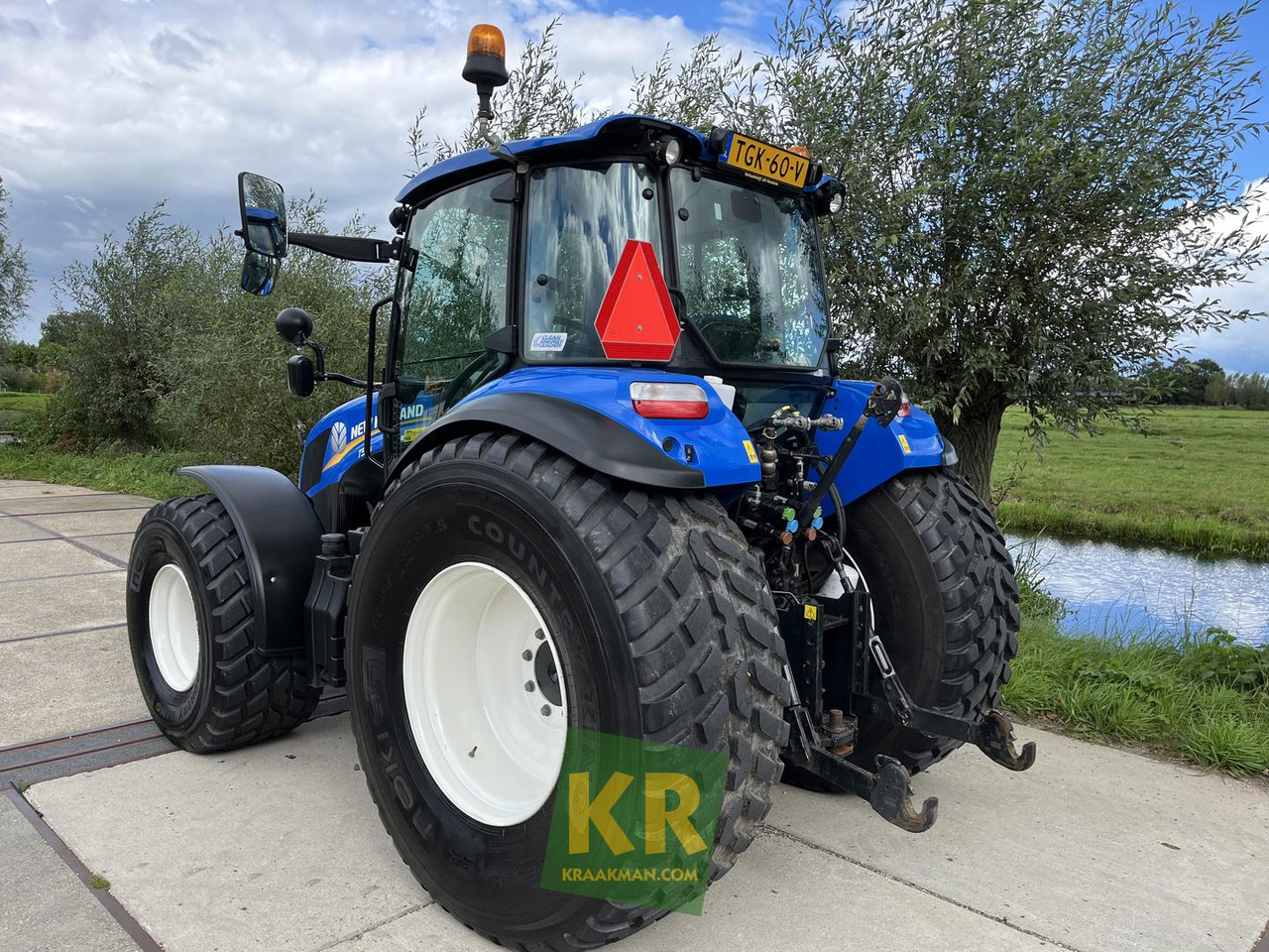 New Holland T5.95 - Traktor: foto 3 New Holland T5.95 - Traktor: foto 3
