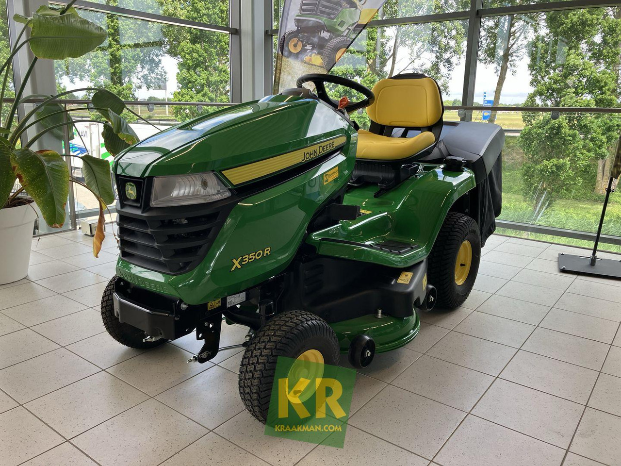 X350R John Deere - Korrëse bari i kopshtit: foto 5 X350R John Deere - Korrëse bari i kopshtit: foto 5
