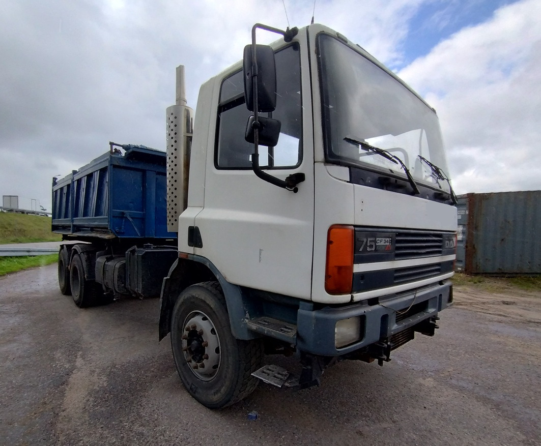 DAF 75 CF ATI 340 6x4 - Kamion vetëshkarkues: foto 2 DAF 75 CF ATI 340 6x4 - Kamion vetëshkarkues: foto 2