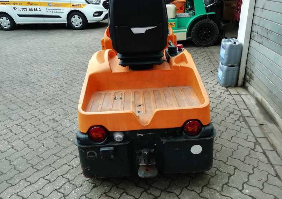 Still R06-06 - Traktor rimorkimi: foto 5 Still R06-06 - Traktor rimorkimi: foto 5