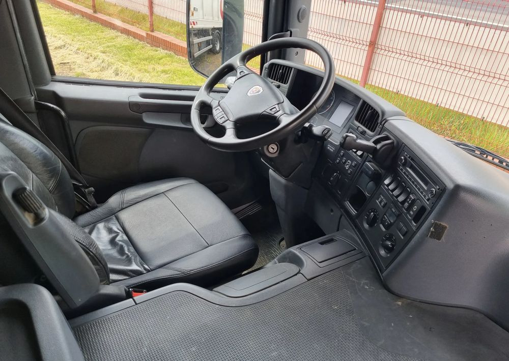 Scania P360 - Kamion mbeturinash: foto 5 Scania P360 - Kamion mbeturinash: foto 5