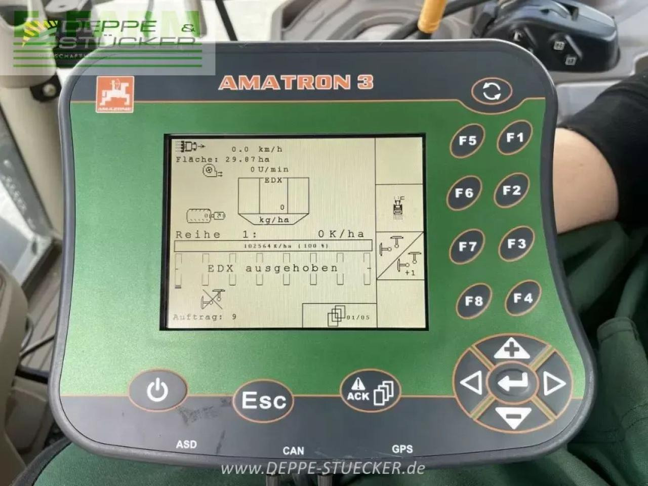 Amazone edx 6000 - tc - Makinë mbjellëse precize: foto 2 Amazone edx 6000 - tc - Makinë mbjellëse precize: foto 2