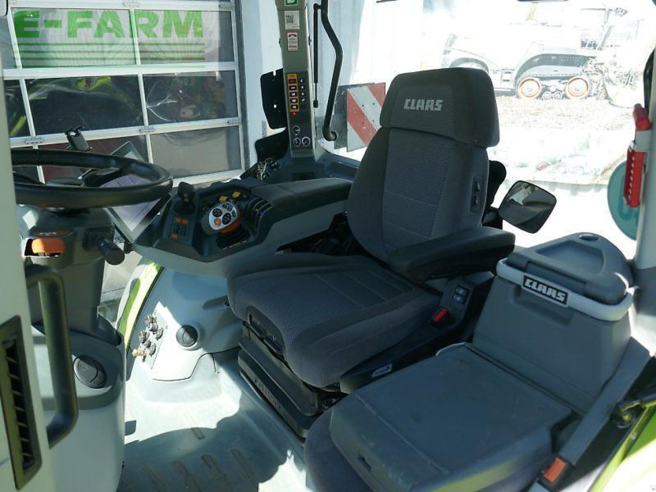 Traktor CLAAS arion 660 cmatic cebis CMATIC CEBIS: foto 8