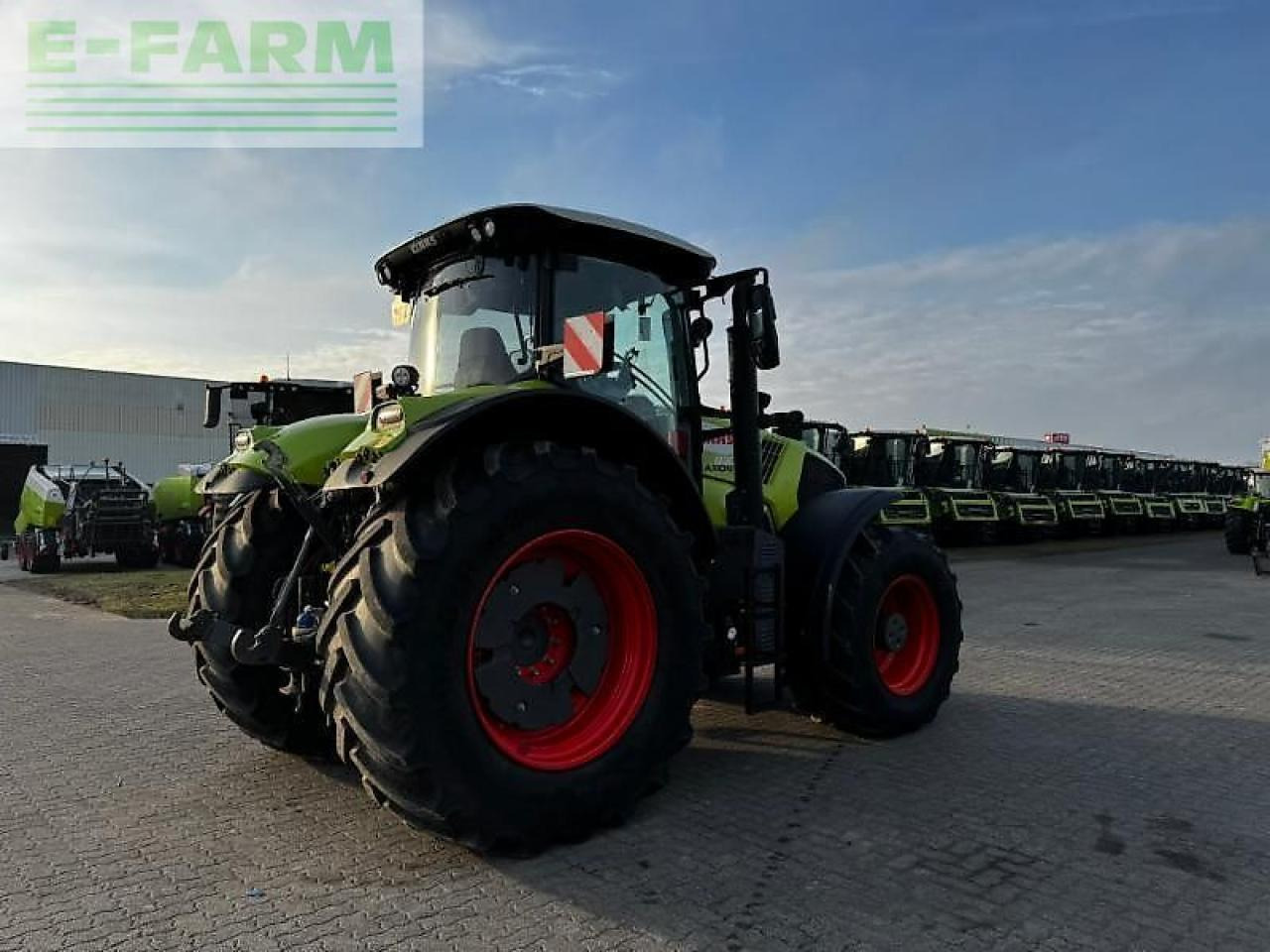 CLAAS axion 830 - Traktor: foto 5 CLAAS axion 830 - Traktor: foto 5