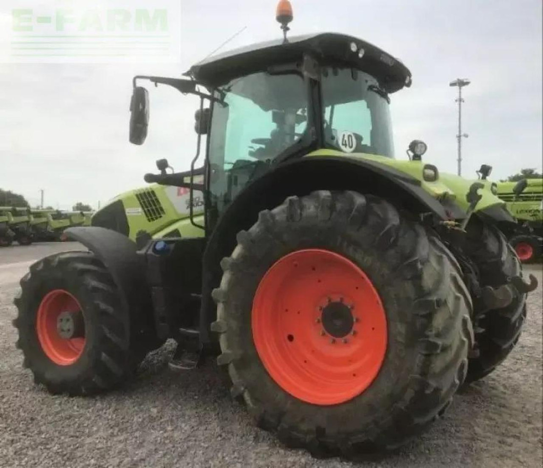 CLAAS axion 830 - Traktor: foto 4 CLAAS axion 830 - Traktor: foto 4
