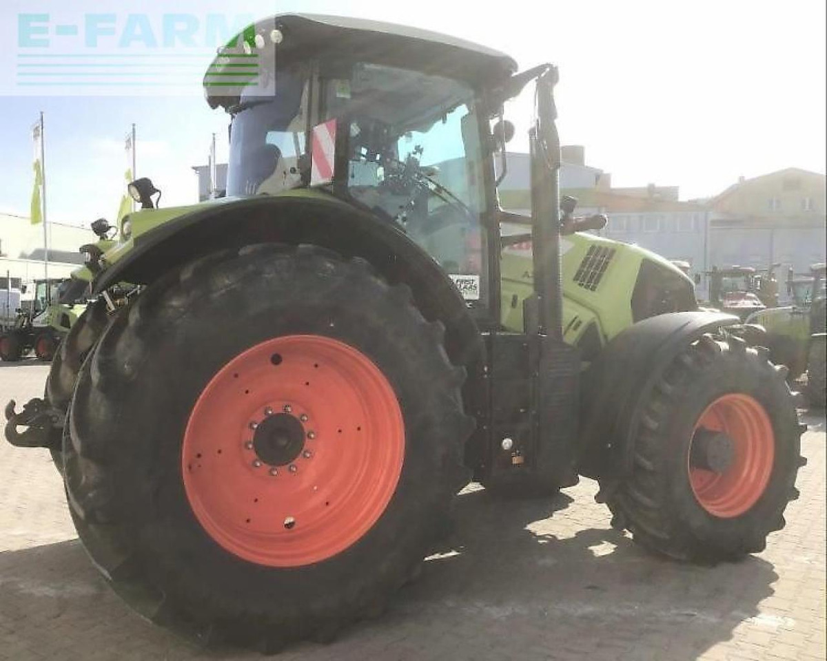 CLAAS axion 870 - Traktor: foto 4 CLAAS axion 870 - Traktor: foto 4