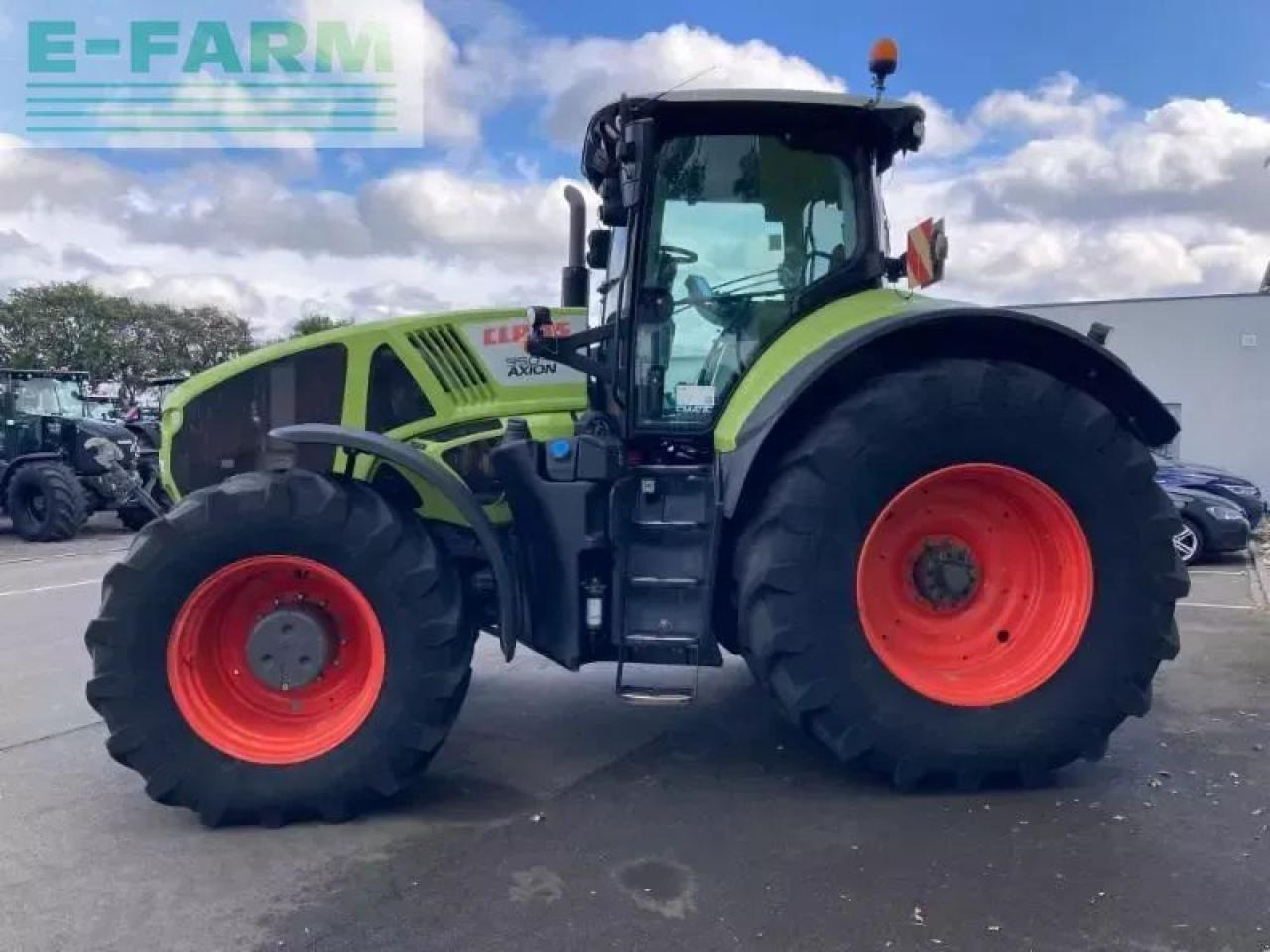 CLAAS axion 950 cmatic cebis CMATIC CEBIS - Traktor: foto 2 CLAAS axion 950 cmatic cebis CMATIC CEBIS - Traktor: foto 2