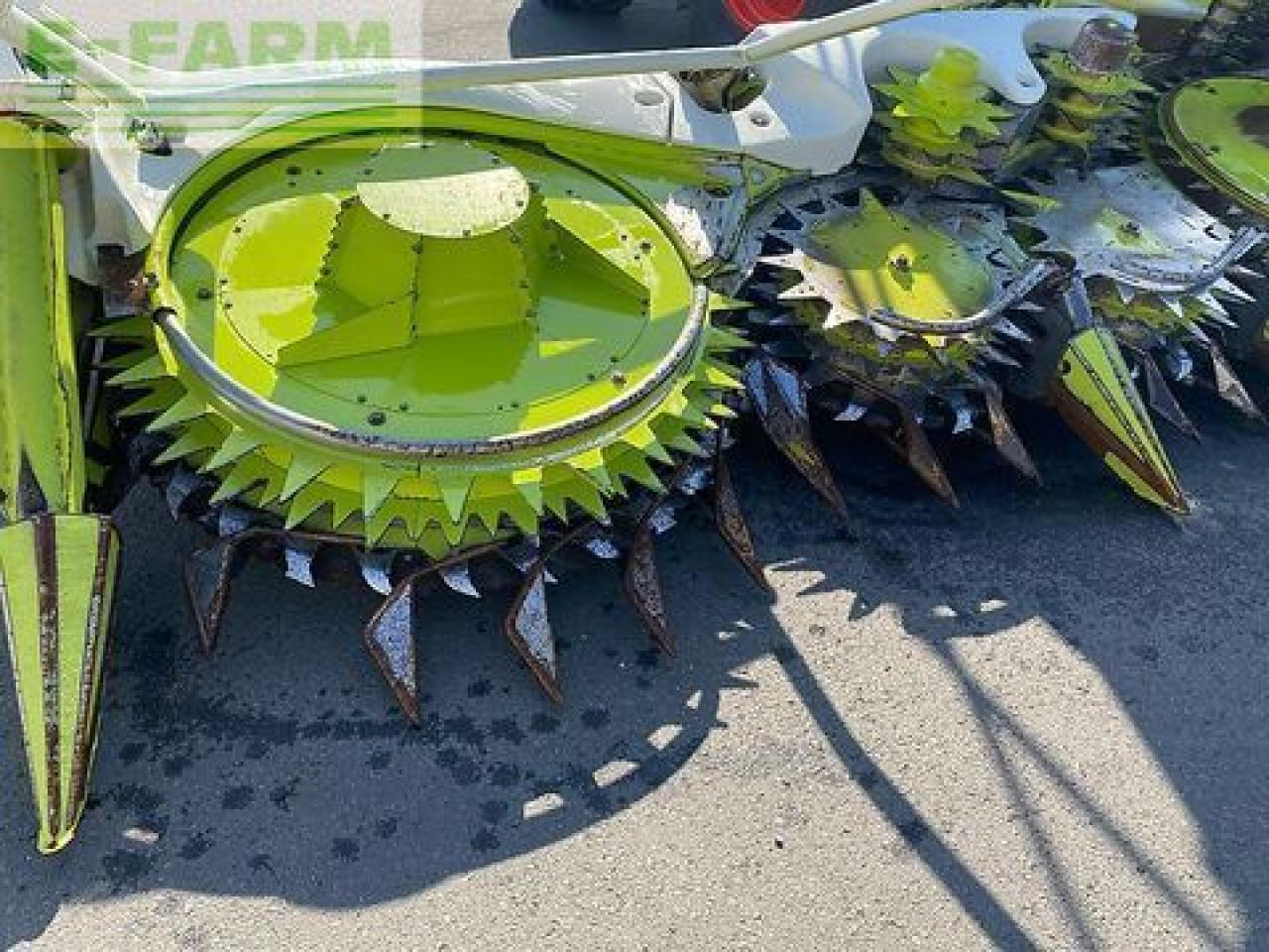 Koka e korrëses foragjere CLAAS orbis 900 i53: foto 15 Koka e korrëses foragjere CLAAS orbis 900 i53: foto 15