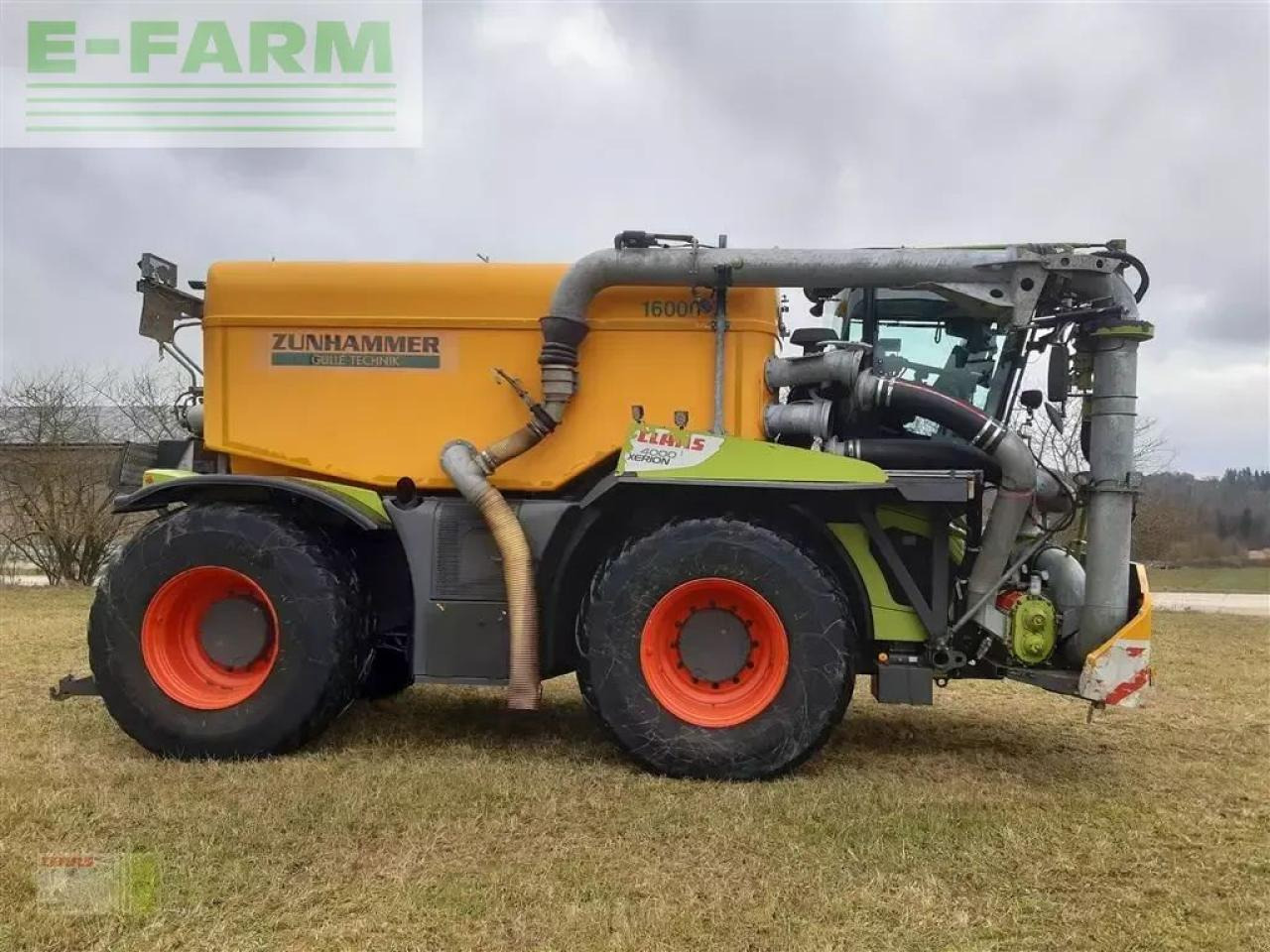 CLAAS xerion 4000 saddle trac SADDLE TRAC - Spërkatës i vetëlëvizshëm: foto 4 CLAAS xerion 4000 saddle trac SADDLE TRAC - Spërkatës i vetëlëvizshëm: foto 4