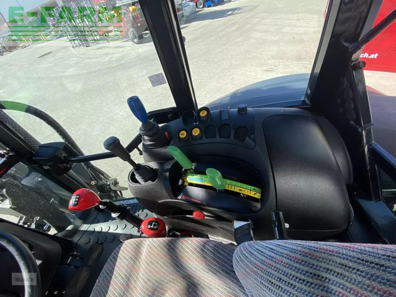 Traktor Deutz-Fahr agroplus 85: foto 12 Traktor Deutz-Fahr agroplus 85: foto 12