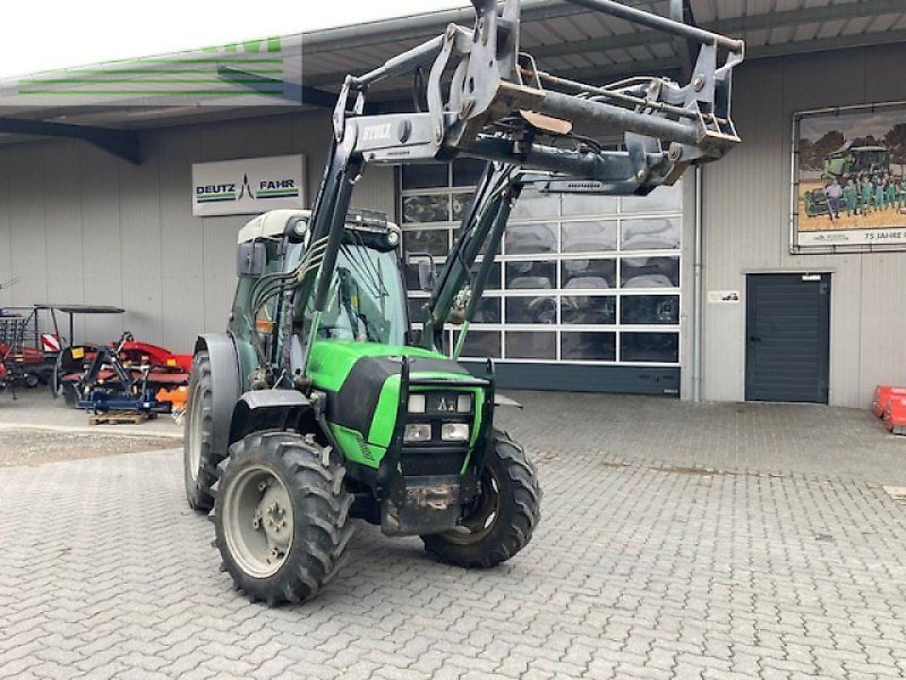 Deutz-Fahr agroplus f 430 gs F - Traktor: foto 2 Deutz-Fahr agroplus f 430 gs F - Traktor: foto 2