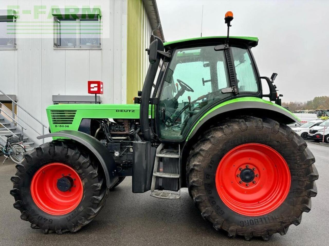 Deutz-Fahr agrotron 165 - Traktor: foto 4 Deutz-Fahr agrotron 165 - Traktor: foto 4