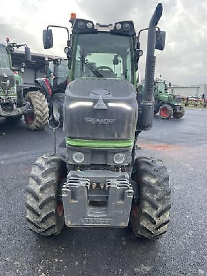 Fendt 209 v vario V - Traktor: foto 2 Fendt 209 v vario V - Traktor: foto 2