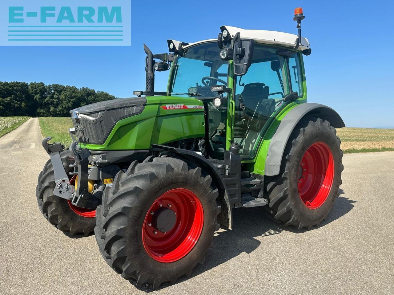 Fendt 209 vario (gen3) - Traktor: foto 1 Fendt 209 vario (gen3) - Traktor: foto 1