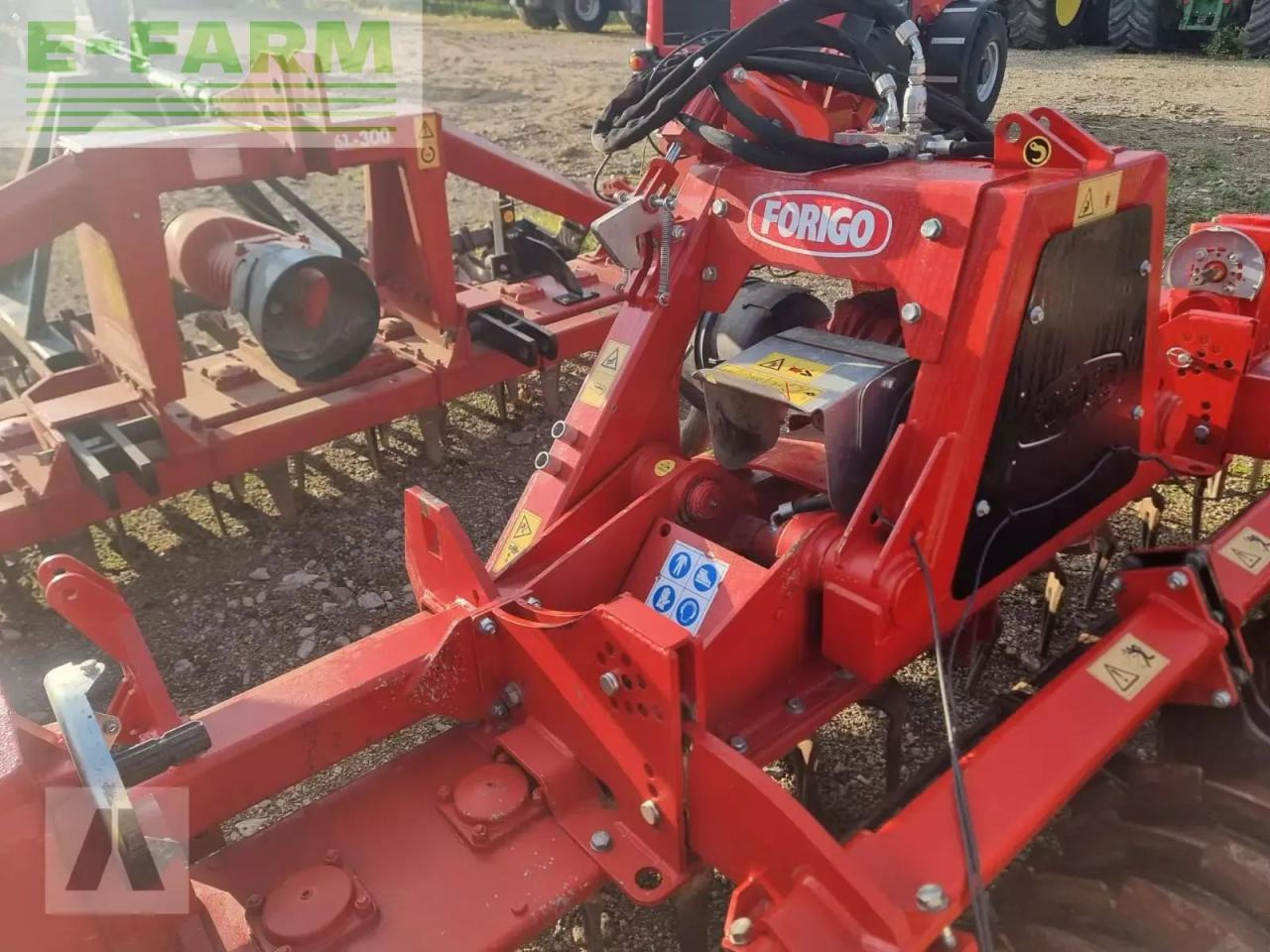 Fortschritt fr130 klappbare kreiselegge, 6 m - Pajisje për lirimin e tokës: foto 3 Fortschritt fr130 klappbare kreiselegge, 6 m - Pajisje për lirimin e tokës: foto 3