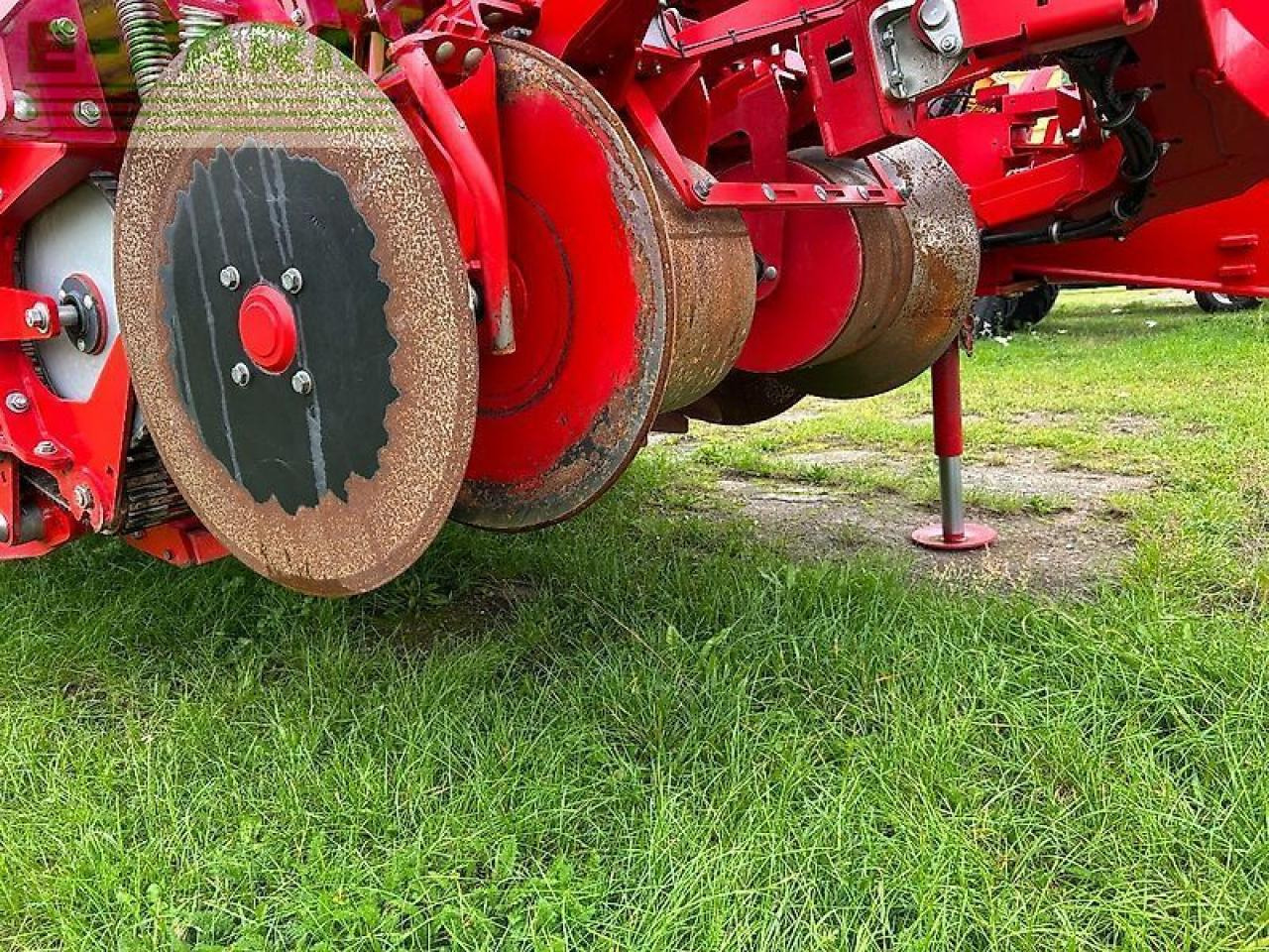 Grimme evo 260 - Makinë për nxjerrjen e patateve: foto 4 Grimme evo 260 - Makinë për nxjerrjen e patateve: foto 4