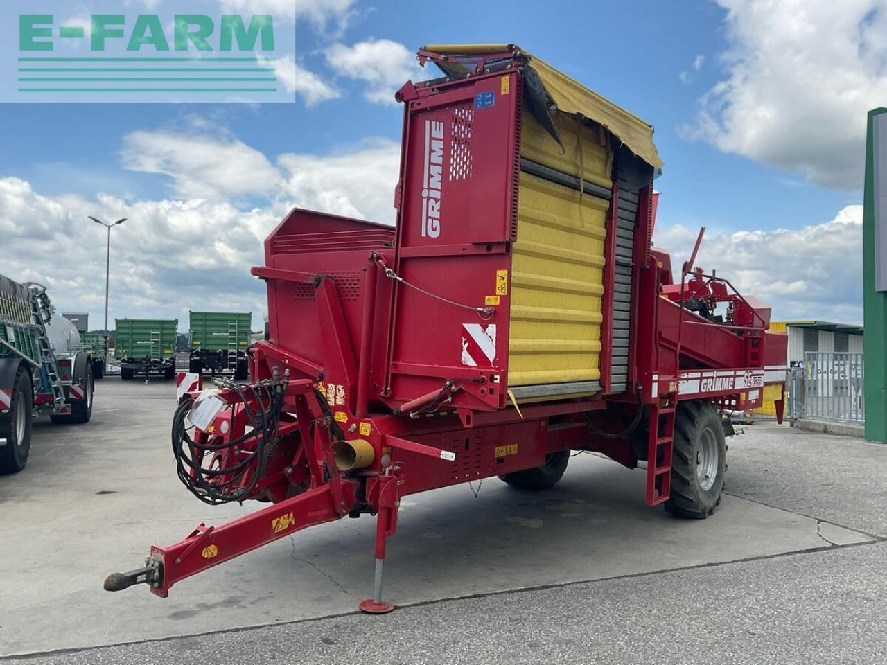 Grimme se 85-55 - Makinë për nxjerrjen e patateve: foto 1 Grimme se 85-55 - Makinë për nxjerrjen e patateve: foto 1