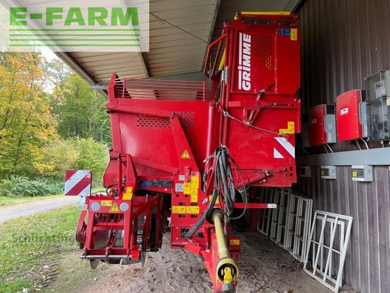 Grimme se85-55 - Makinë për nxjerrjen e patateve: foto 2 Grimme se85-55 - Makinë për nxjerrjen e patateve: foto 2