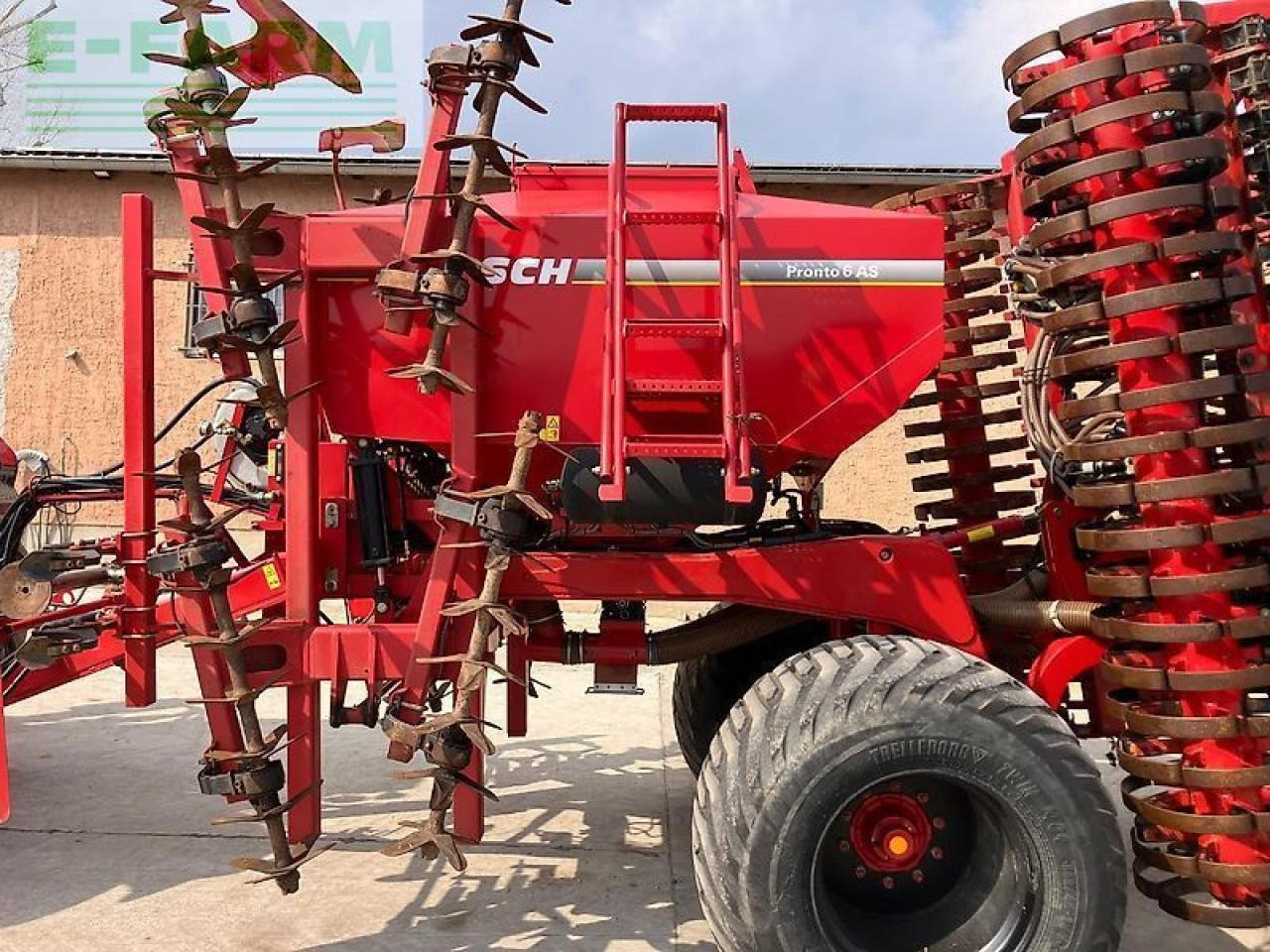 Horsch pronto 6 as - Mbjellëse në radhë: foto 2 Horsch pronto 6 as - Mbjellëse në radhë: foto 2