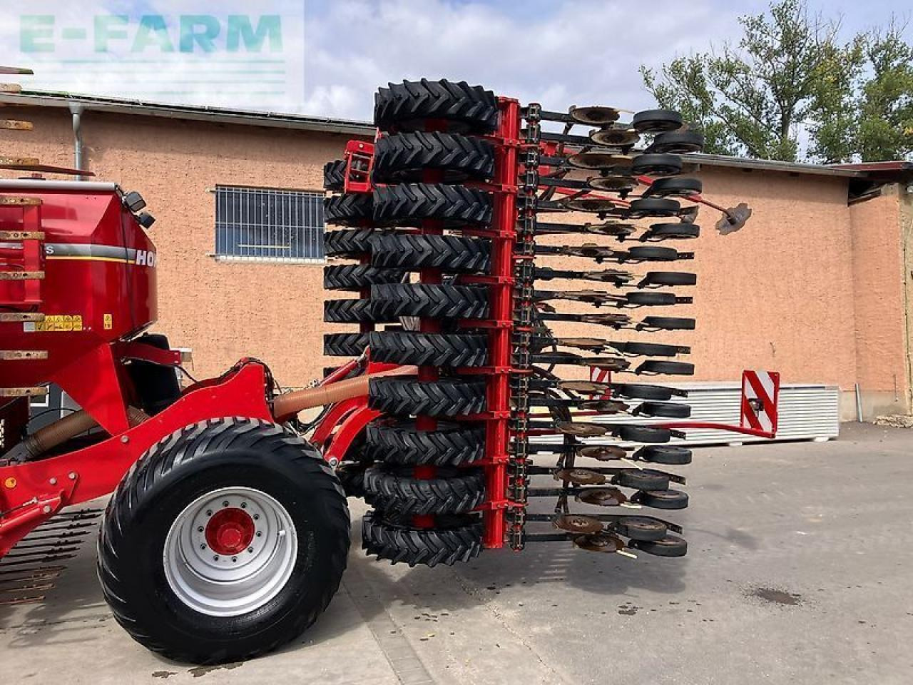 Horsch pronto 6 as *mit saatflusskontrolle* - Mbjellëse në radhë: foto 4 Horsch pronto 6 as *mit saatflusskontrolle* - Mbjellëse në radhë: foto 4