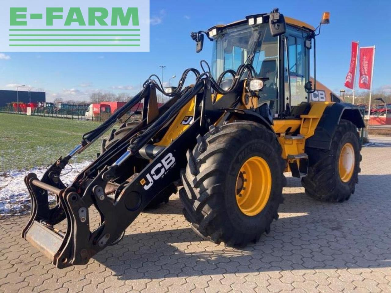 JCB 419s agri - Fadrom me goma: foto 1 JCB 419s agri - Fadrom me goma: foto 1