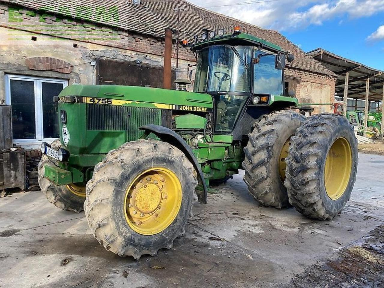 John Deere 4755 - Traktor: foto 1 John Deere 4755 - Traktor: foto 1