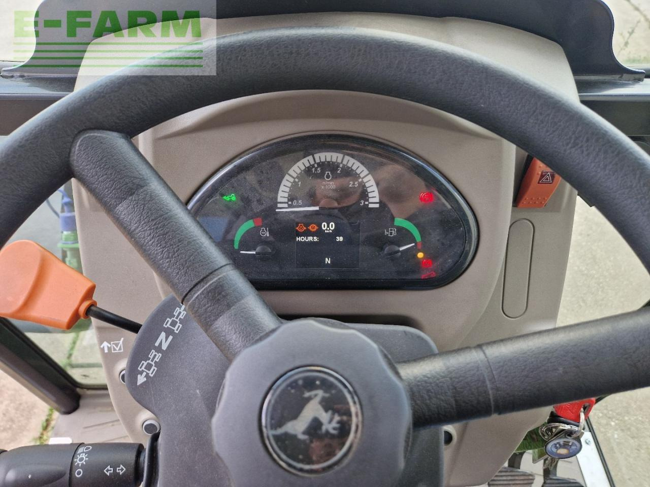 Traktor John Deere 5075 GF: foto 16