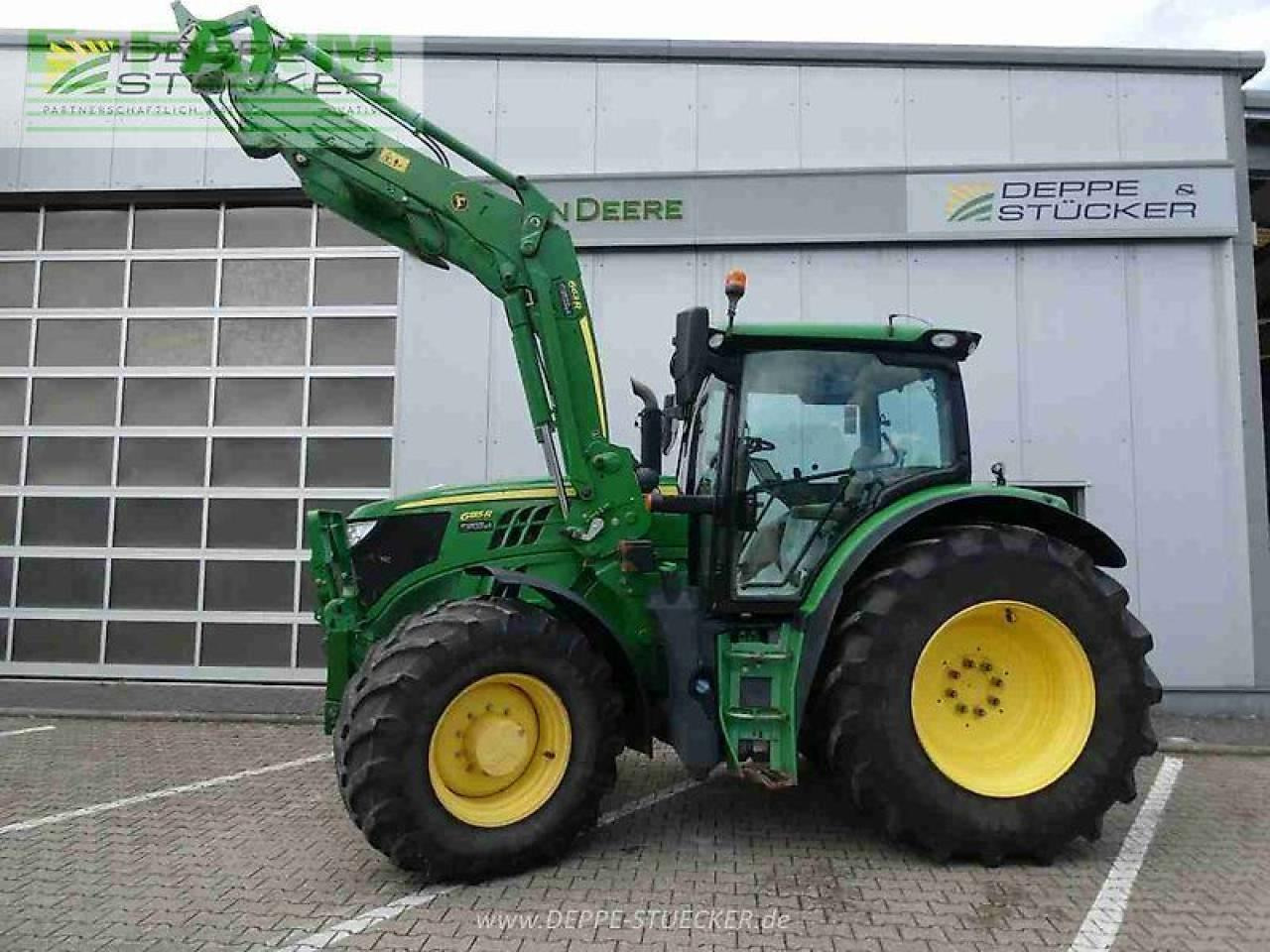 John Deere 6155r + 663r - Traktor: foto 1 John Deere 6155r + 663r - Traktor: foto 1