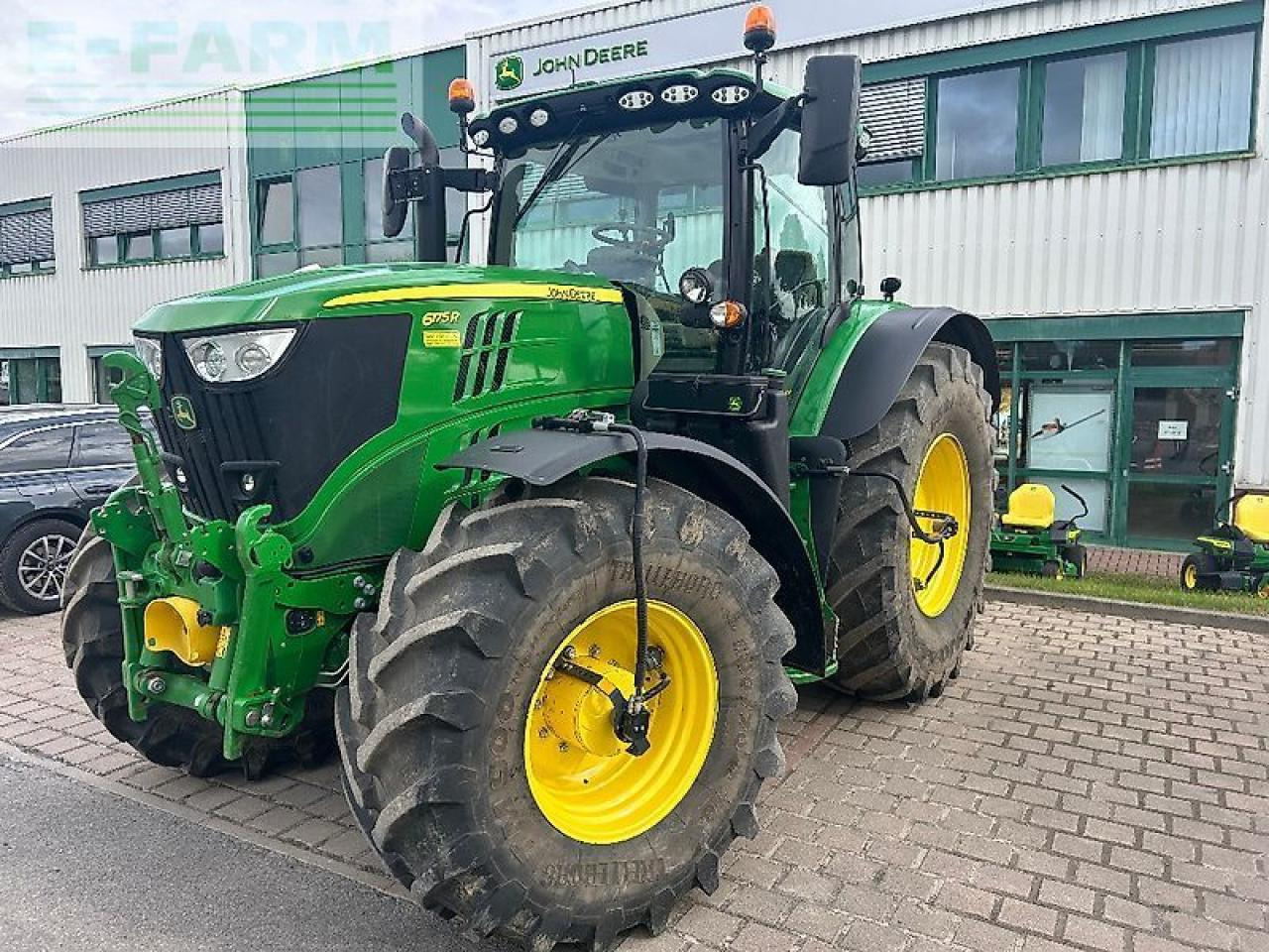 John Deere 6175r - Traktor: foto 1 John Deere 6175r - Traktor: foto 1