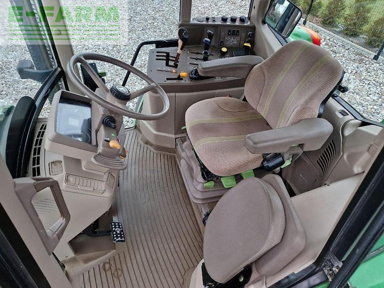 Traktor John Deere 6830: foto 7