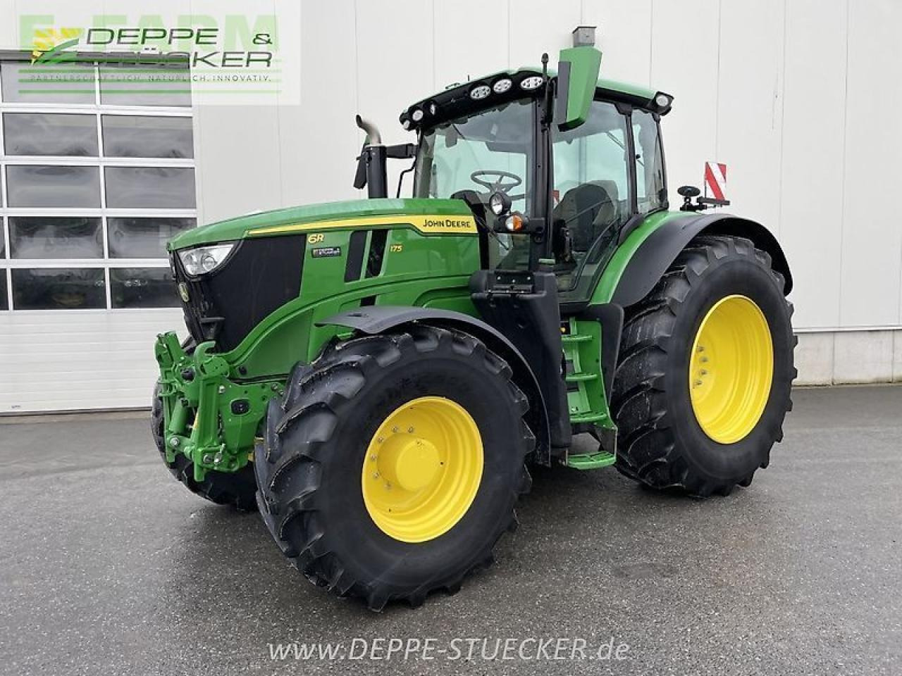 John Deere 6r 175 - Traktor: foto 1 John Deere 6r 175 - Traktor: foto 1